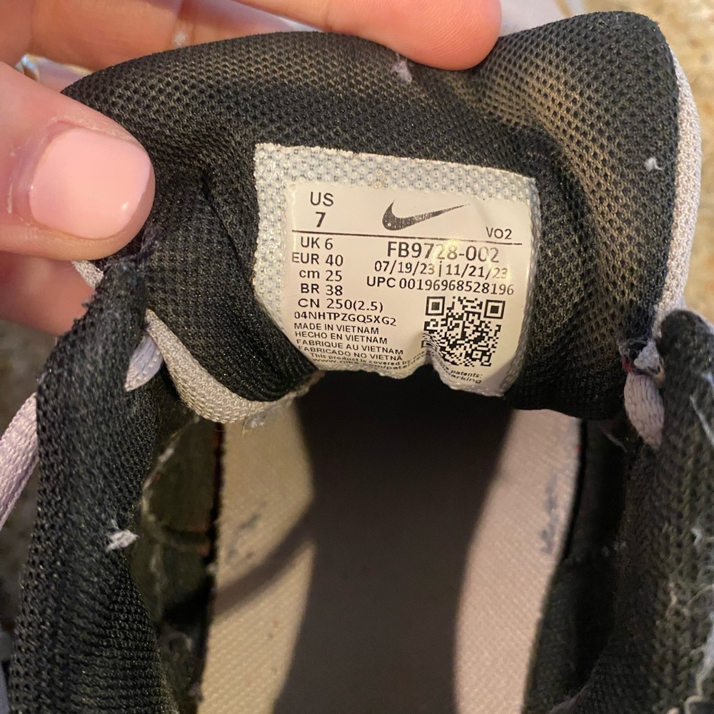 Nike Mike Trout Baseball Cleats - Light Gray and Black - Picture 5 of 10
